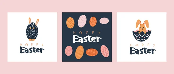Набор счастливых пасхальных открыток с кроликами, спрятанными в яйце — стоковый вектор