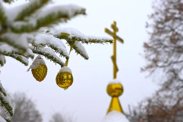 Christmas Tree Branch Decorations Background Orthodox Cross Crucifix Orthodox Church — Stock Photo, Image