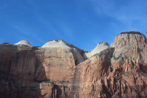 Falésias Brancas Vermelhas Localizadas Parque Nacional Zion Utah — Fotografia de Stock