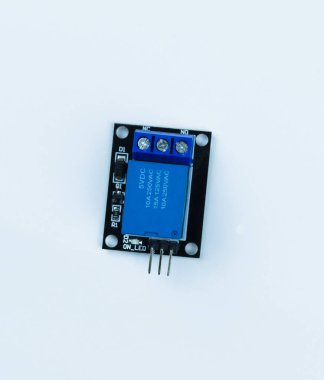  PCB gibi elektronik bileşenlerin üst görünümü