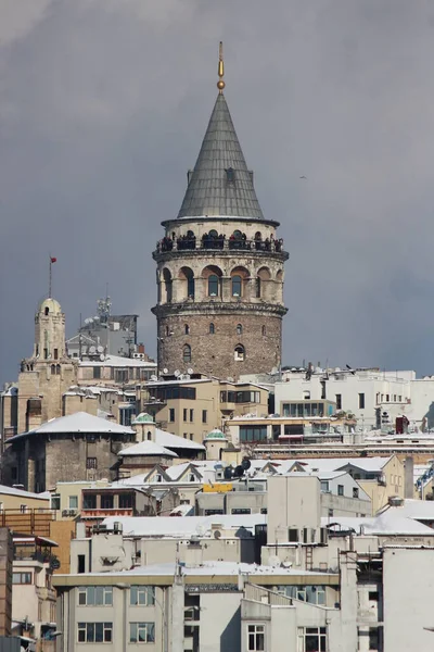 Галатская Башня Одна Достопримечательностей Стамбула Вертикальная Стрельба — стоковое фото