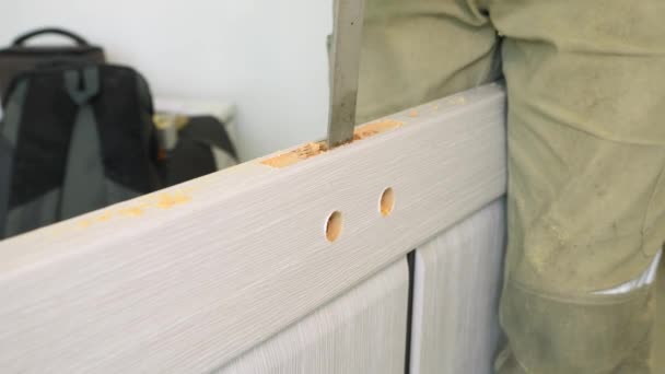 Chiseling Groove Wooden Door Inserting Lock Handles Repair Work Work — Stock Video
