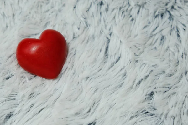 Corazón Rojo Cerámica Tartán Esponjoso Azul Blanco Espacio Libre Para — Foto de Stock