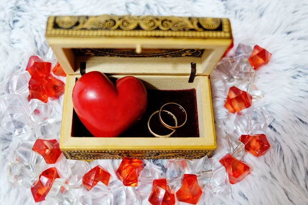 Jewelry Box Heart Painted Wooden Box Decoration Gold Rings Soft — Stock Photo, Image
