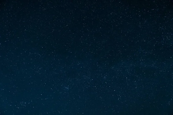 Όμορφο Νυχτερινό Τοπίο Αστέρια Καθαρό Ουρανό Χωρίς Φεγγάρι Και Σύννεφα — Φωτογραφία Αρχείου
