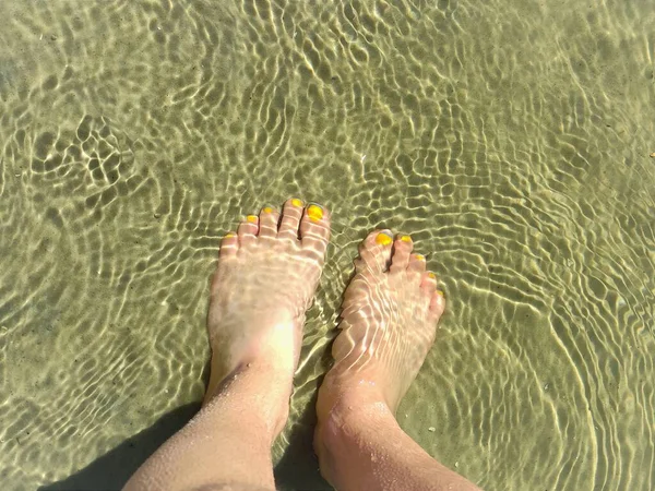 Feet Woman Body Sandy Beach — Photo