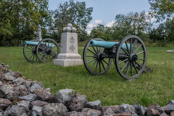 Monument 3Rd Massachusetts Battery Gettysburg National Military Park Pennsylvania Usa — Stock Photo, Image