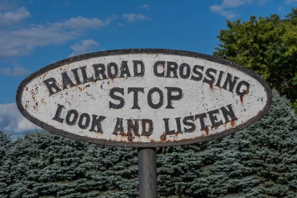 Stop Look Listen Sign Lewistown Junction Train Station Pensilvania Estados —  Fotos de Stock