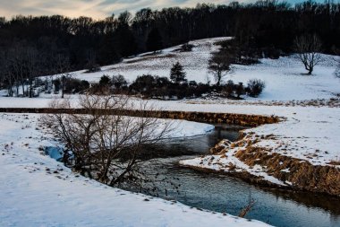 The Wandering Codorus Creek in Winter, York County, Pennsylvania, ABD