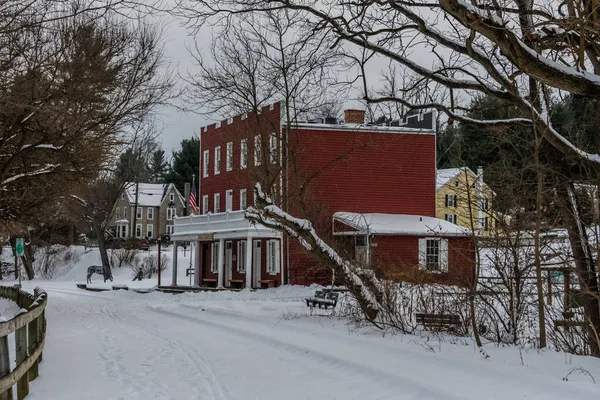 Hanover Kavşağı Tren İstasyonu Kar Fırtınasından Sonra, York County, Pennsylvania, ABD