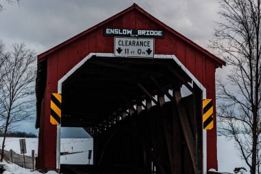 Enslow Covered Bridge (The Turkey Tail Bridge), Perry County, Pennsylvania, ABD