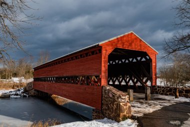 Sachs Covered Bridge Under a Metallic Winter Sky, Adams County, Pennsylvania, ABD