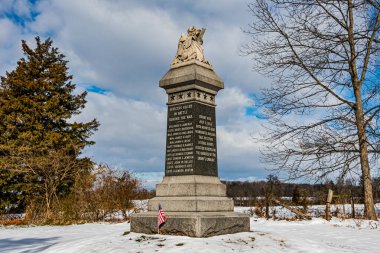 Birinci New Jersey Gönüllü Süvari Alayı Anıtı Kış, Doğu Süvari Alayı, Gettysburg Ulusal Askeri Parkı, Pennsylvania, ABD