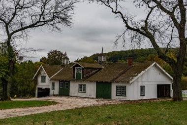 Valley Forge Ulusal Tarih Parkındaki Tarihi Ahır, Pennsylvania, ABD