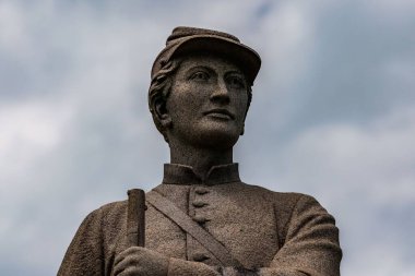 Fotoğraf: 130. Pennsylvania Gönüllü Piyade Anıtı, Antietam Ulusal Savaş Alanı, Maryland ABD