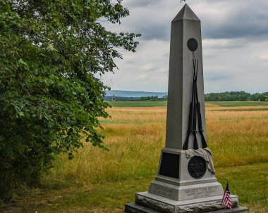 94. New York Gönüllü Piyade Alayı Anıtı, Gettysburg Ulusal Askeri Parkı, Pennsylvania, ABD