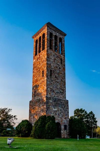 美国弗吉尼亚州卢雷日落时的歌唱塔 — 图库照片