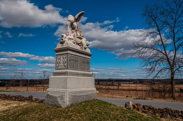 美国宾夕法尼亚州葛底斯堡国家军事公园橡树岭第88届宾夕法尼亚志愿军纪念碑照片 — 图库照片