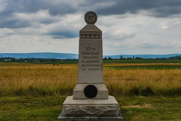 97. New York Gönüllü Piyade Anıtı, Gettysburg Ulusal Askeri Parkı, Pennsylvania, ABD