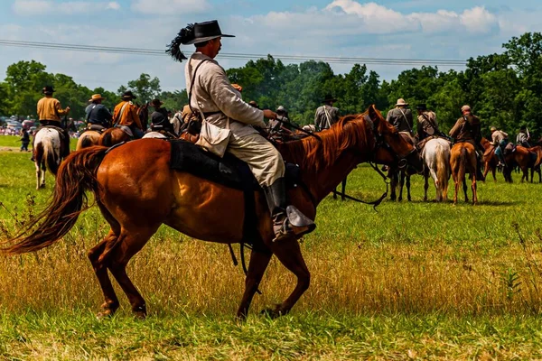 Confederate Officer Trotting Battle Gettysburg 150Th Reenactment July 2013 — Stock Photo, Image