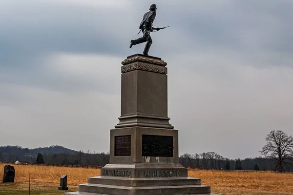 照片来自美国宾夕法尼亚州葛底斯堡国家军事公园明尼苏达州第一座纪念碑 — 图库照片