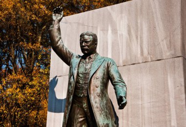 Fotoğraf: Theodore Roosevelt Memorial, Roosevelt Adası, Washington DC ABD