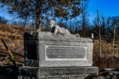 Pennsylvania Gönüllü Piyade Alayı Anıtı Wheatfield Yolu, Gettysburg Ulusal Askeri Parkı, ABD