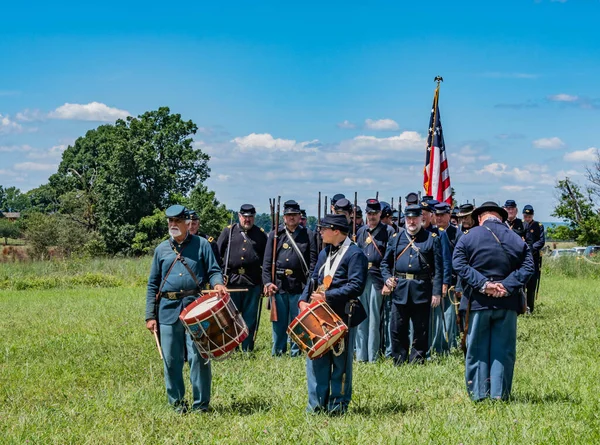 Union Soldiers Hot Summer Afternoon Gettysburg National Military Park Pennsylvania — Stock Photo, Image