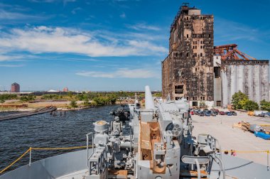 John W. Brown 'daki güverte silahı, 13. İskele, Baltimore Limanı Maryland ABD, Baltimore, Maryland