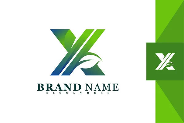 Yeşil Yaprak Logo Tasarımı Olan Harfi Şirket Mağaza Kişisel Kimlik — Stok Vektör