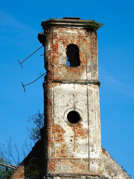 Hırvatistan 'da bir kilise iç savaşla yıkıldı.