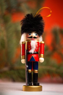 Fındıkkıran oyuncak askerinin Noel süslemesi..