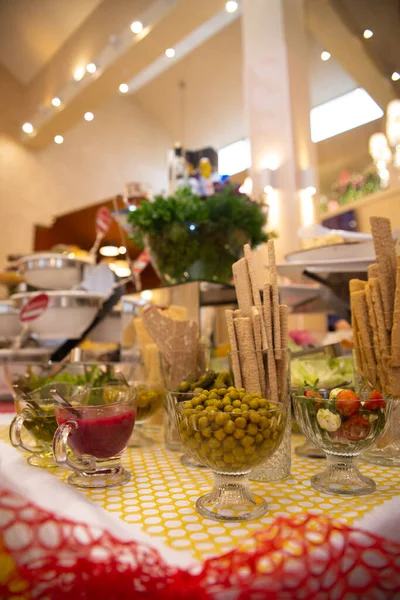 Légumes Marinés Sur Buffet Dans Restaurant — Photo