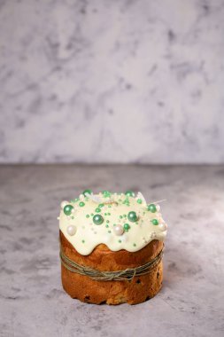 Metni kopyalayacak bir yeri olan geleneksel Paskalya pastası. Geleneksel Paskalya Keki, Paskalya Ekmeği. Kartpostal