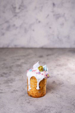 Metni kopyalayacak bir yeri olan geleneksel Paskalya pastası. Geleneksel Paskalya Keki, Paskalya Ekmeği. Kartpostal