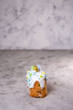 Metni kopyalayacak bir yeri olan geleneksel Paskalya pastası. Geleneksel Paskalya Keki, Paskalya Ekmeği. Kartpostal