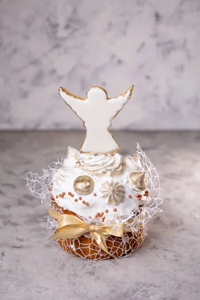 Metni kopyalayacak bir yeri olan geleneksel Paskalya pastası. Geleneksel Paskalya Keki, Paskalya Ekmeği. Kartpostal