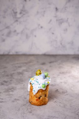 Metni kopyalayacak bir yeri olan geleneksel Paskalya pastası. Geleneksel Paskalya Keki, Paskalya Ekmeği. Kartpostal