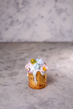 Metni kopyalayacak bir yeri olan geleneksel Paskalya pastası. Geleneksel Paskalya Keki, Paskalya Ekmeği. Kartpostal