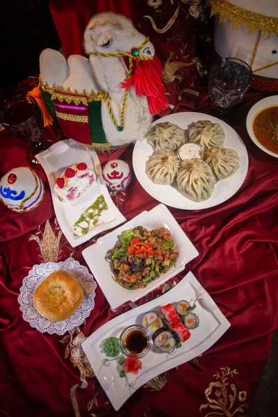 Kazakh Table Dastarkhan Different Dishes National Kazakh Festive Table Top — Stock Photo, Image