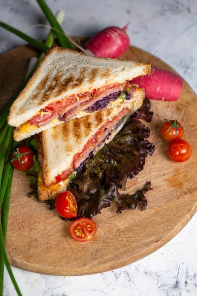 Sandwich Two Bread Toasts Stuffing Vegetables Wooden Board Top View — Fotografia de Stock