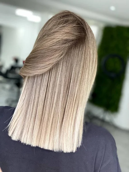 Beaux Cheveux Cheveux Teints Dans Salon Beauté Belle Coloration Des — Photo