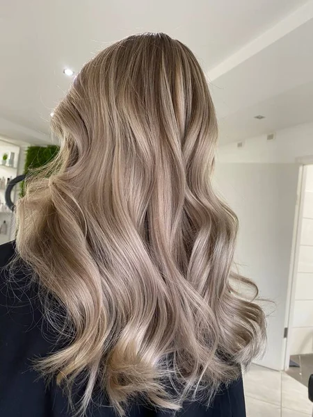 Hermoso Cabello Teñido Pelo Salón Belleza Hermoso Pelo Para Colorear — Foto de Stock