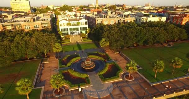 Légi Rálátás Ikonikus Ananász Szökőkútra Charleston Kikötőjére Charlestonból Charleston Belvárosában — Stock videók