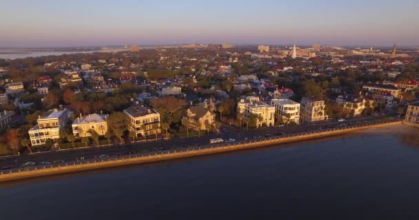 Letecký Pohled Charleston Baterie Centra Při Východu Slunce Podél East — Stock video