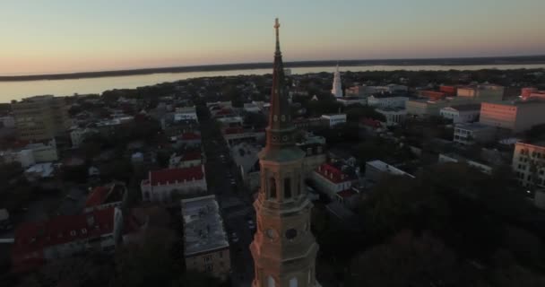 Воздух Центра Чарльстона Восход Солнца Церковью Святого Филиппа Переднем Плане — стоковое видео