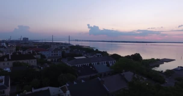 Havenstad Charleston Bij Dageraad Met Brug — Stockvideo