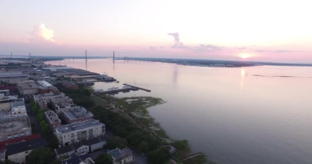 Havenstad Charleston Bij Dageraad Met Brug — Stockvideo