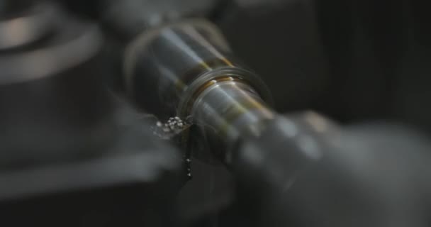 Вращение Станка Изготовление Металлической Детали Заводе — стоковое видео