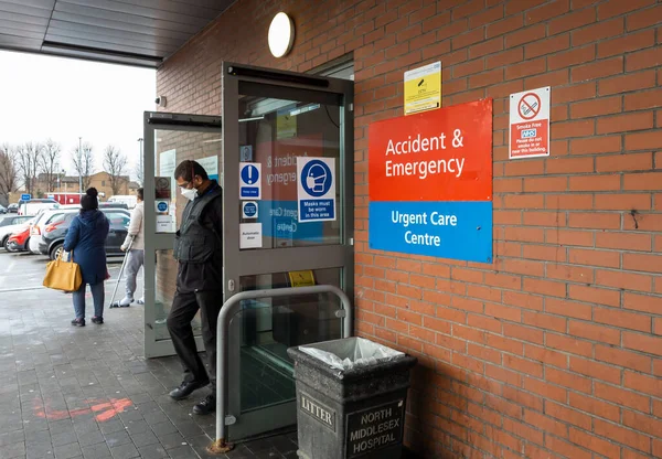 Londres 2021 Sinal Nome Entrada Para Departamento Acidente Emergência Hospital — Fotografia de Stock